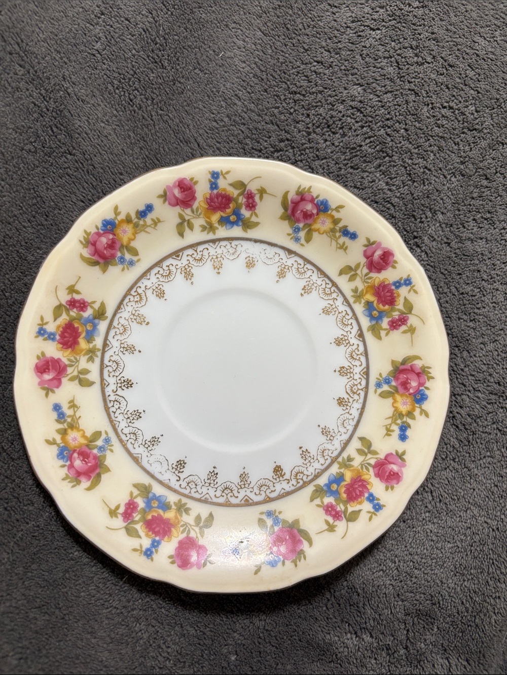 Beautiful HOSTESS saucer, slight wear on gold Pair with a hot pink teacup🩷